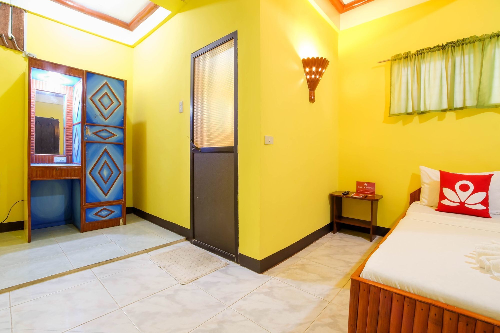 Zen Rooms White Beach Puerto Galera Exteriör bild