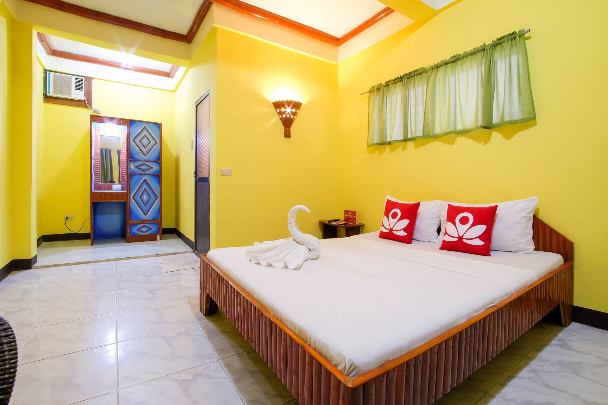 Zen Rooms White Beach Puerto Galera Exteriör bild