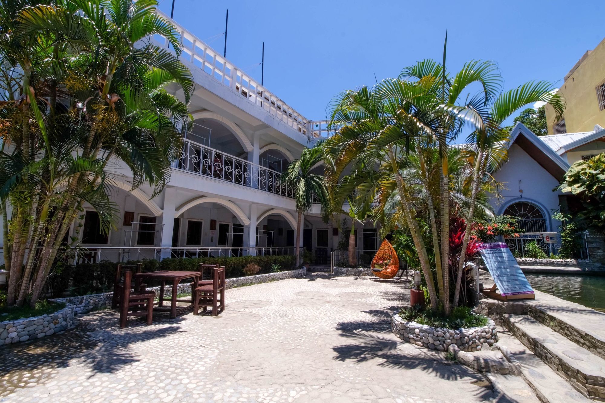 Zen Rooms White Beach Puerto Galera Exteriör bild